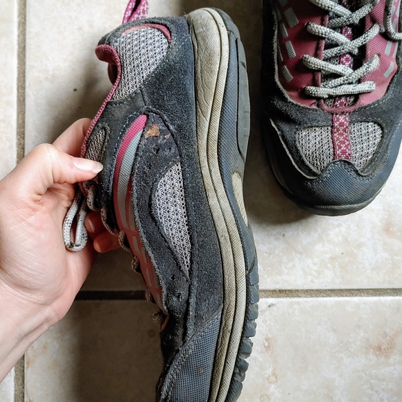 Merrell hiking shoes - Picture 2 of 4